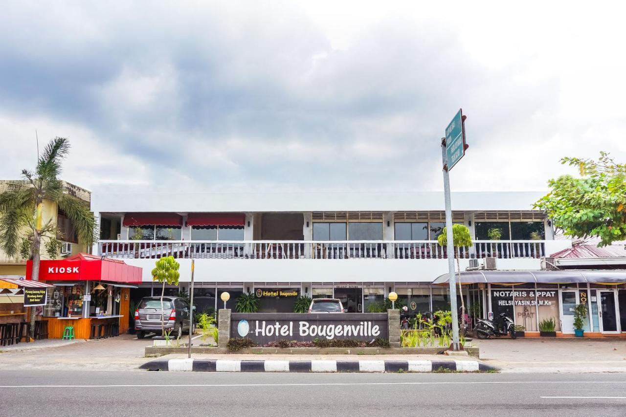 Oyo 375 Hotel Bougenville Syariah Padang  Eksteriør bilde